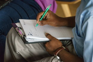 中小学体育教师专业素养提升途径，合格的中小学体育教师技能要求方面的研究